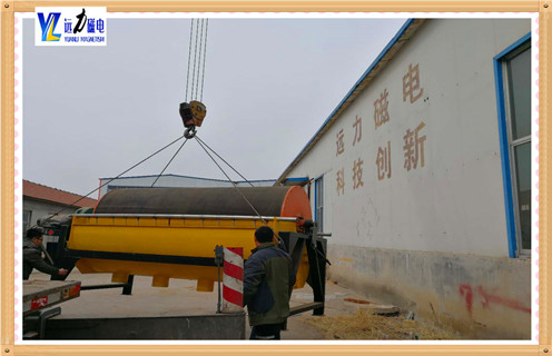 鐵礦磁選機(jī)，鐵礦磁選機(jī)廠家多年的生產(chǎn)讓鐵礦磁選機(jī)積累了較多經(jīng)驗(yàn)